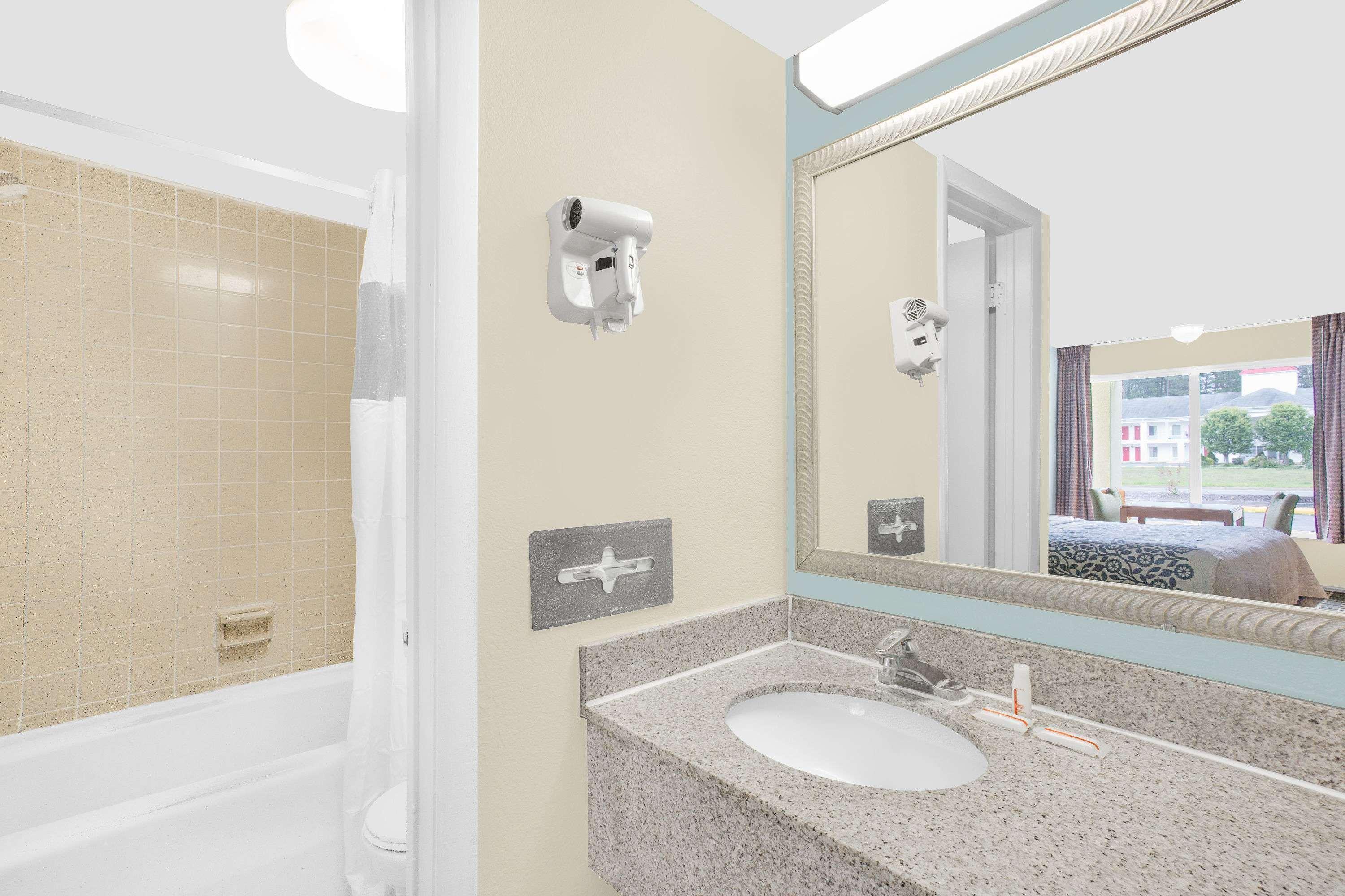 Days Inn By Wyndham Ruther Glen Kings Dominion Area Εξωτερικό φωτογραφία