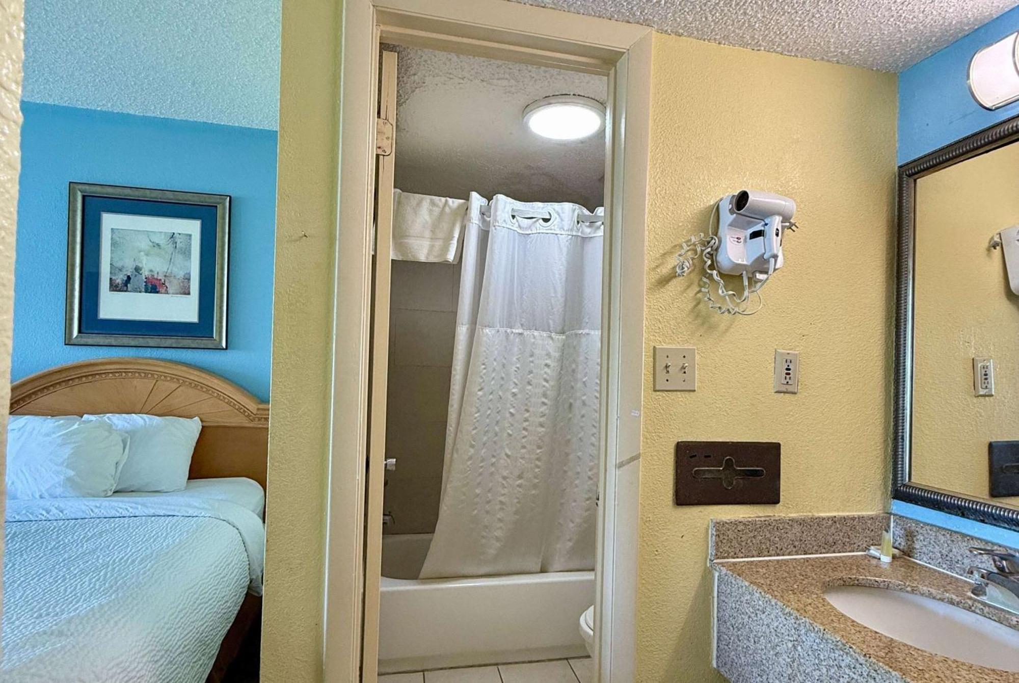 Days Inn By Wyndham Ruther Glen Kings Dominion Area Εξωτερικό φωτογραφία