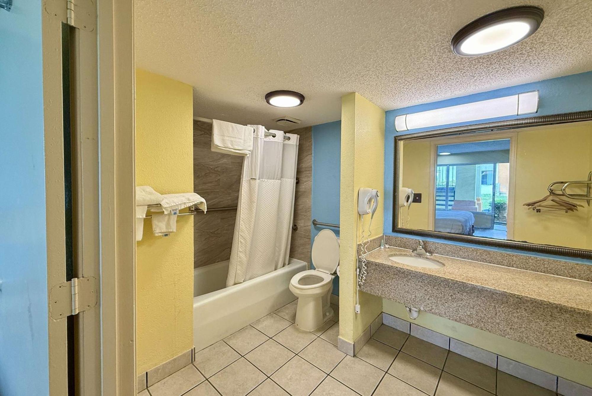 Days Inn By Wyndham Ruther Glen Kings Dominion Area Εξωτερικό φωτογραφία