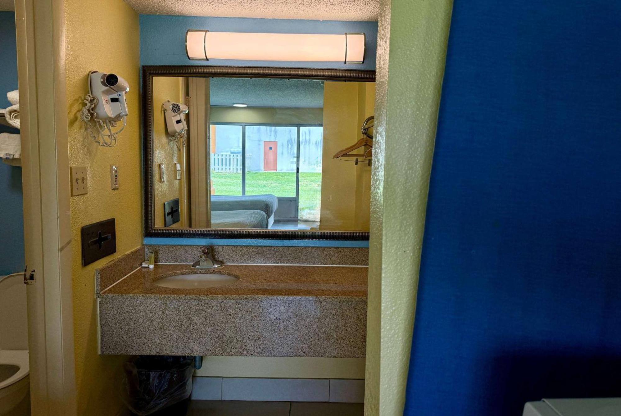Days Inn By Wyndham Ruther Glen Kings Dominion Area Εξωτερικό φωτογραφία